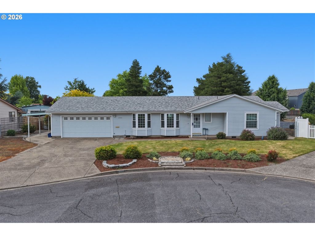 1305 Mulberry Dr, Woodburn