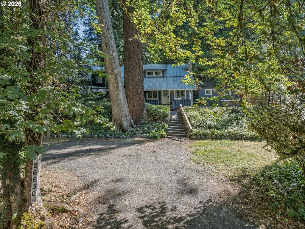 26630 E Roberts Rd, Welches
