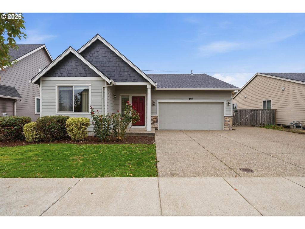 807 Ne Pintail St, Silverton