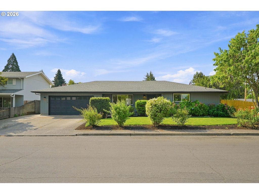 992 Travis Ave, Eugene