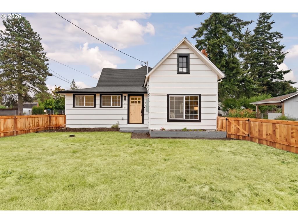 612 Holmes Ln, Oregon City