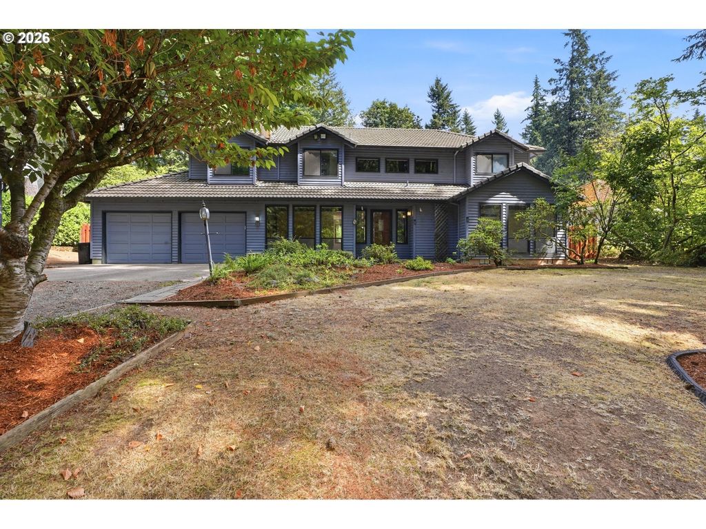 18704 S Terry Michael Dr, Oregon City