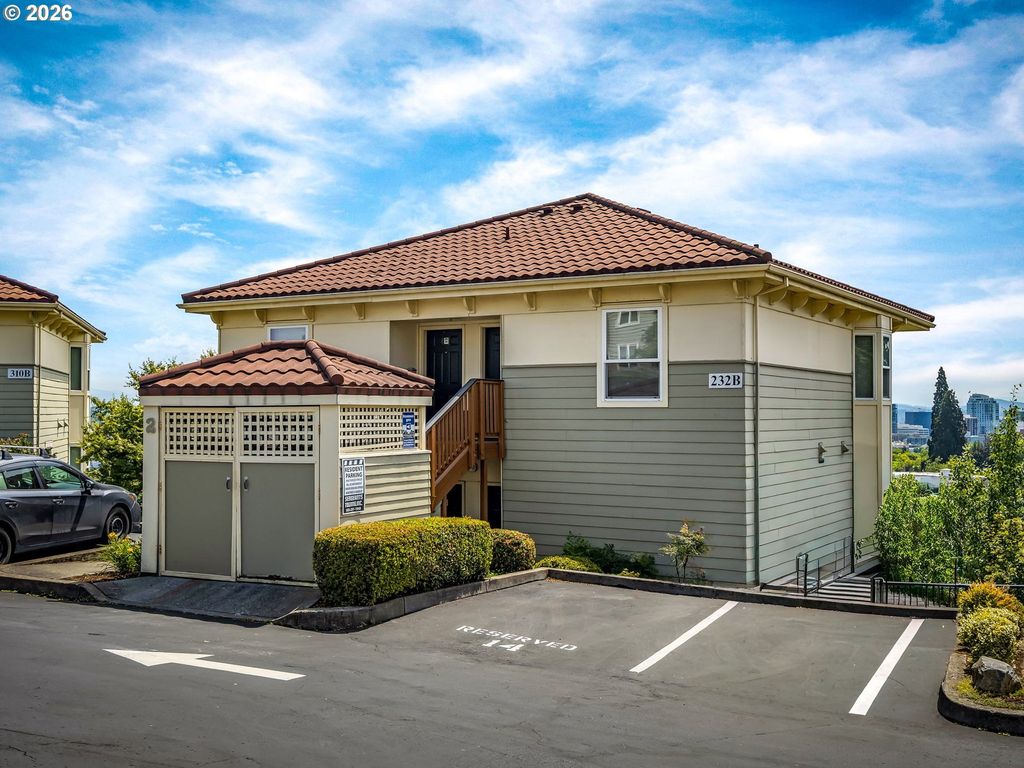 232 Nw Uptown Ter 1b, Portland