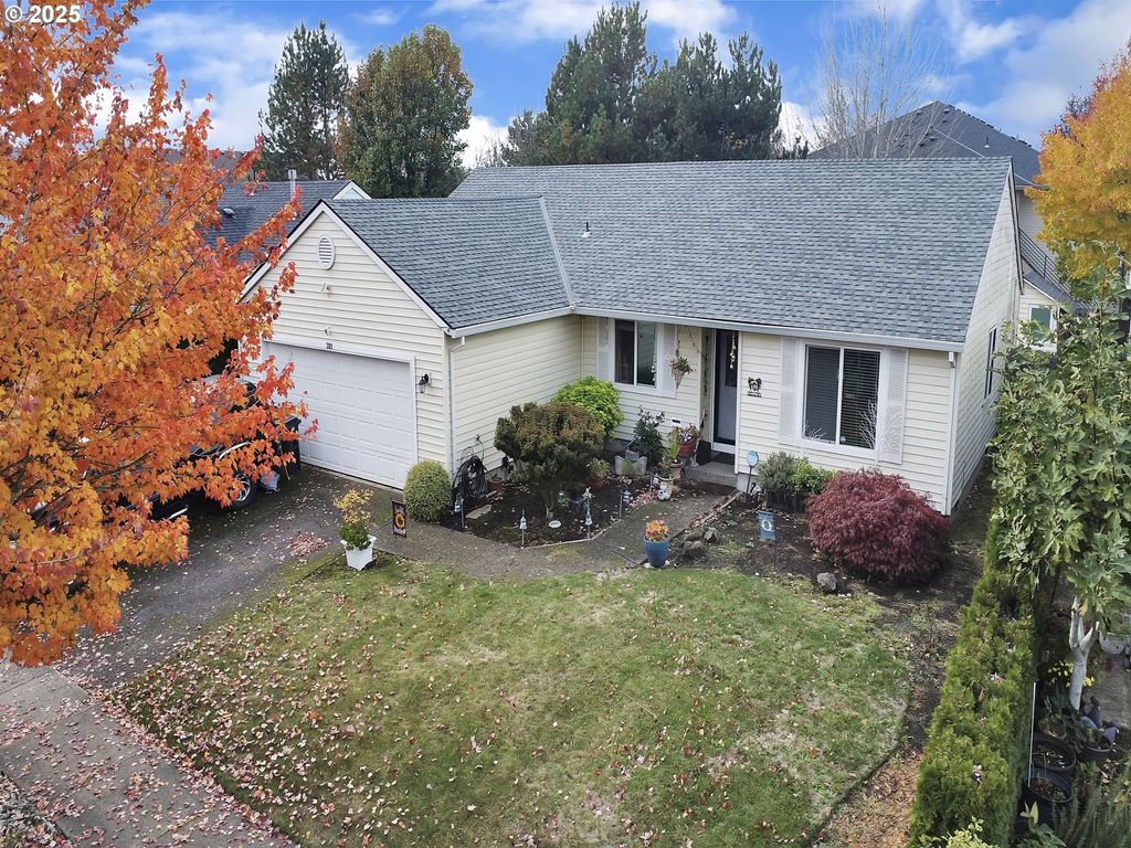289 Harvard Dr, Woodburn