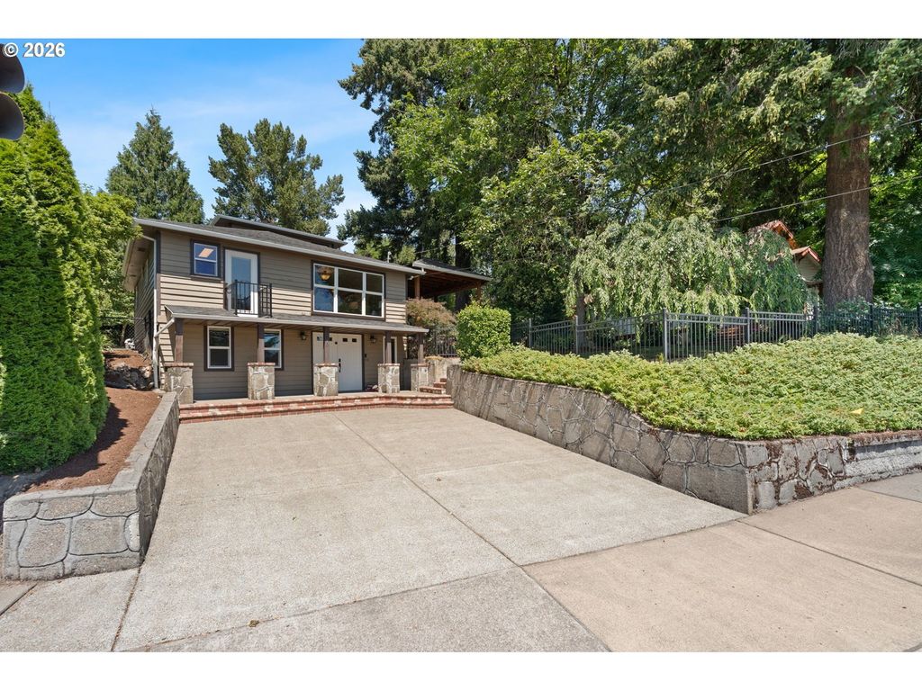 3805 Se Lake Rd, Milwaukie