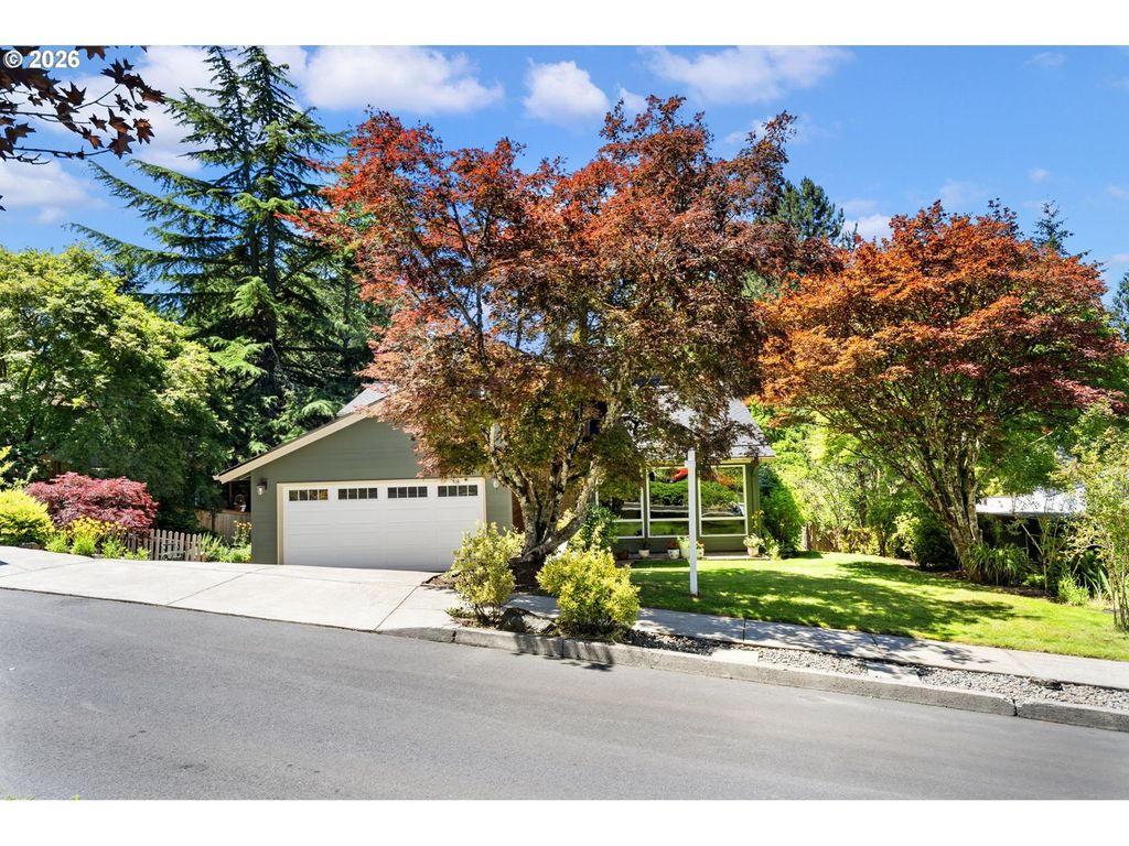 1105 Sw 10th Dr, Gresham
