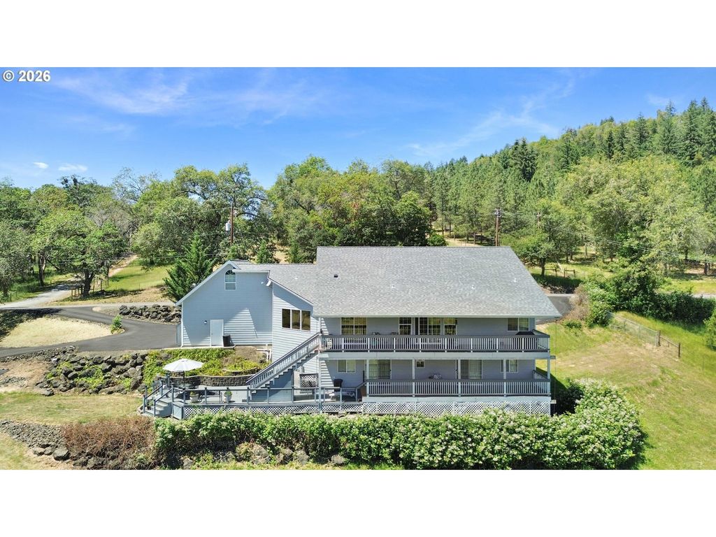 1523 Melqua Rd, Roseburg