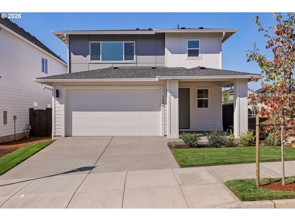 1222 W Sparrow Ave, La Center