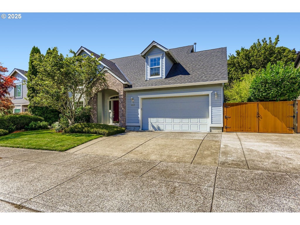 2643 Ne 2nd Dr, Hillsboro