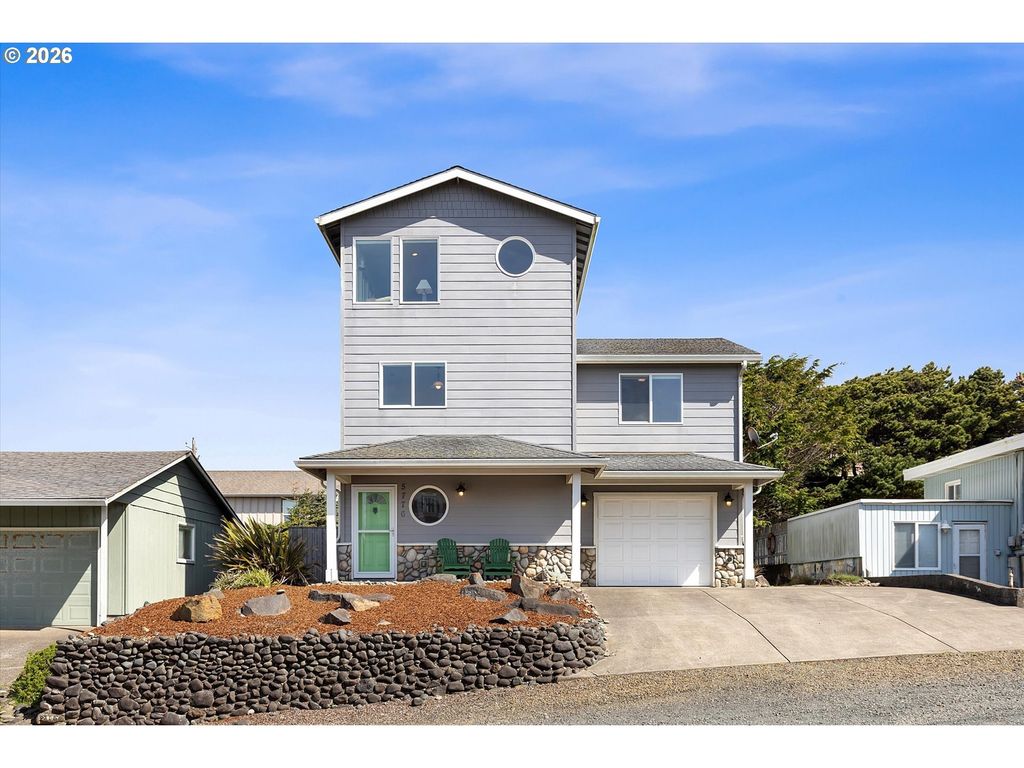 5776 Nw Keel Ave, Lincoln City