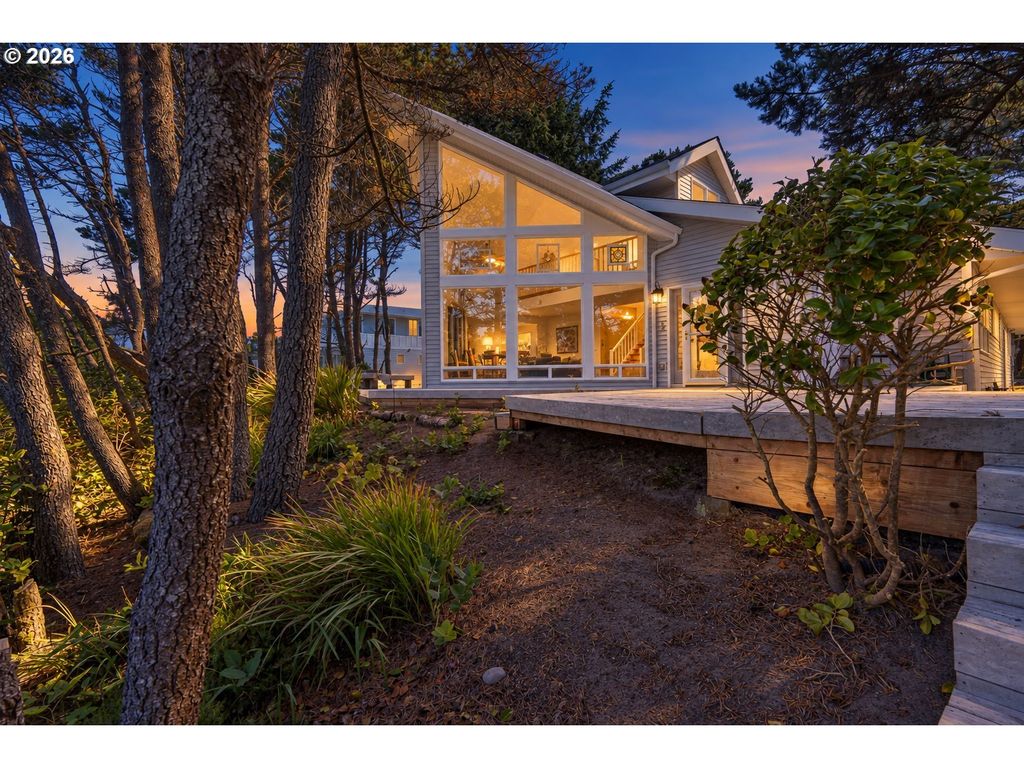 6765 Glen Ave, Gleneden Beach