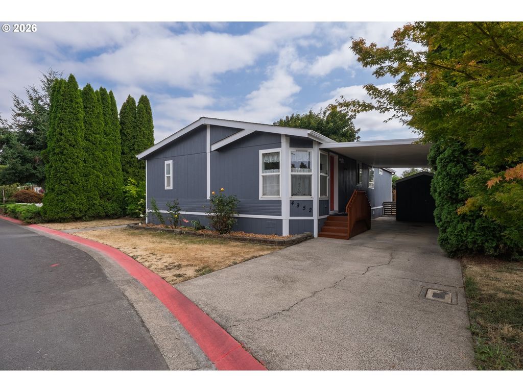 4952 Wind Spring Way Ne 63, Salem