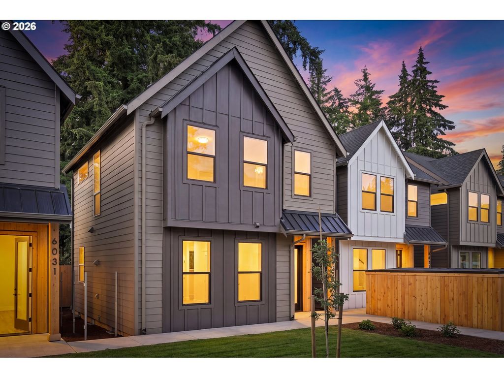 6033 Se Tenino St C, Portland