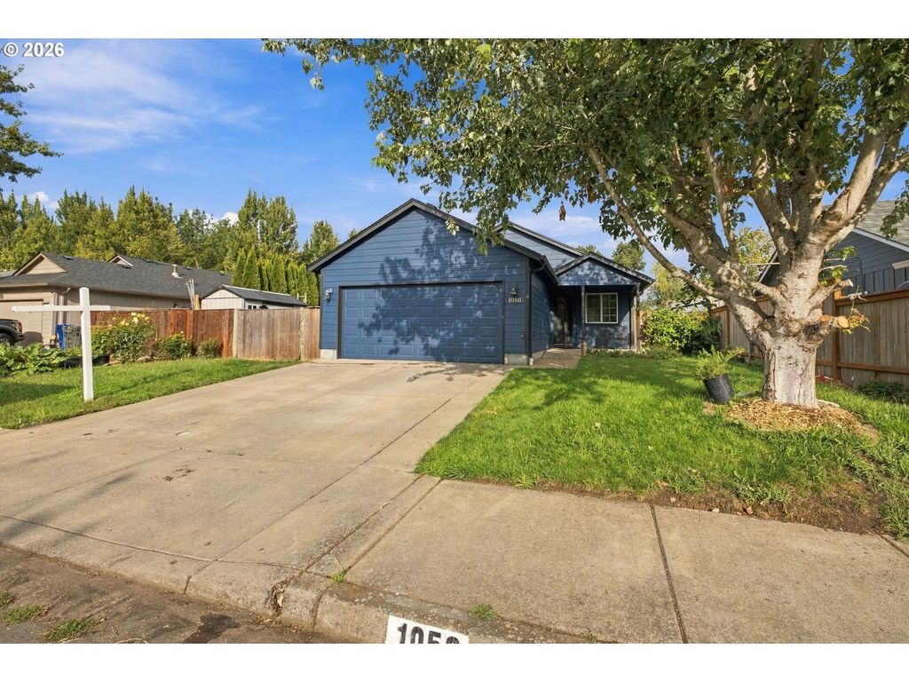 1050 Yew St, Junction City