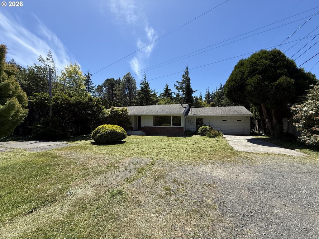 42710 Silver Springs Rd, Port Orford