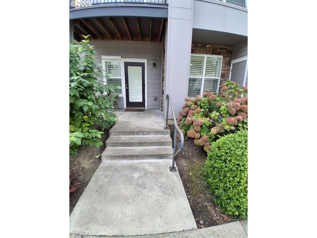 10829 Ne Red Wing Way 102, Hillsboro