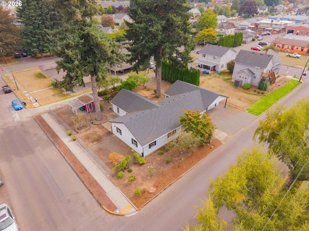 200 N 3rd Ave, Ridgefield