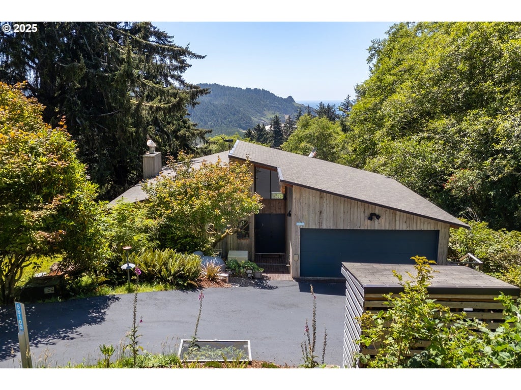 56100 High Point Rd, Otis