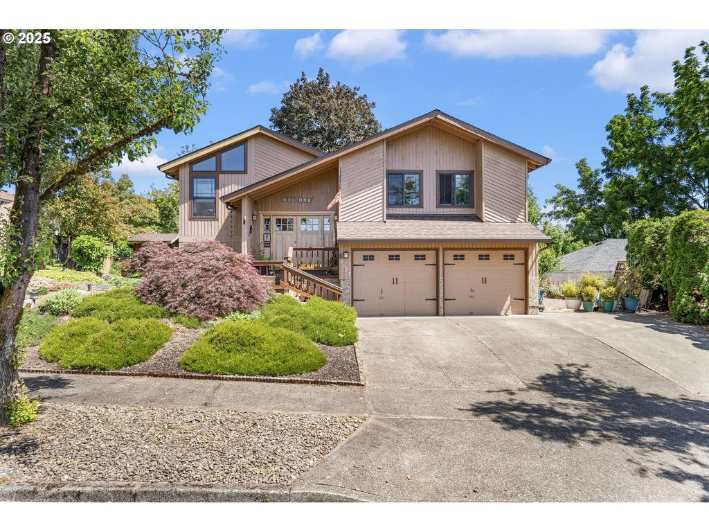 3327 Hillcrest Way, Forest Grove