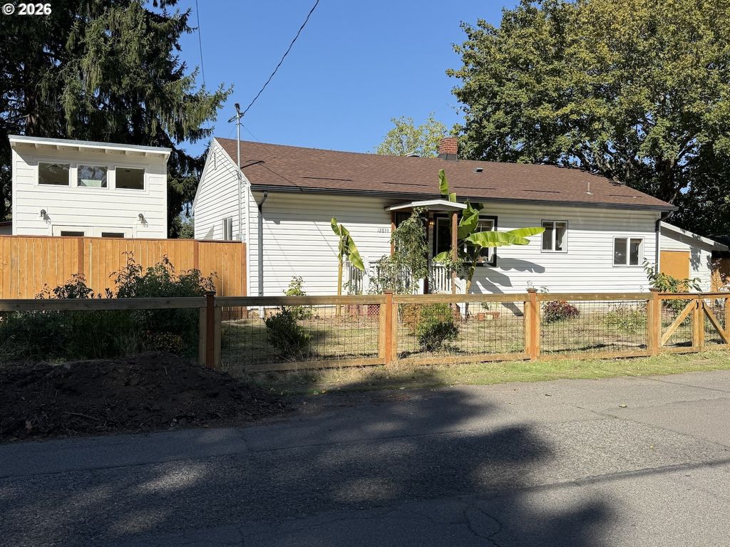 12839 Se Raymond St, Portland