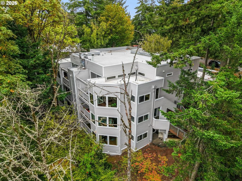 48 Eagle Crest Dr 1a, Lake Oswego
