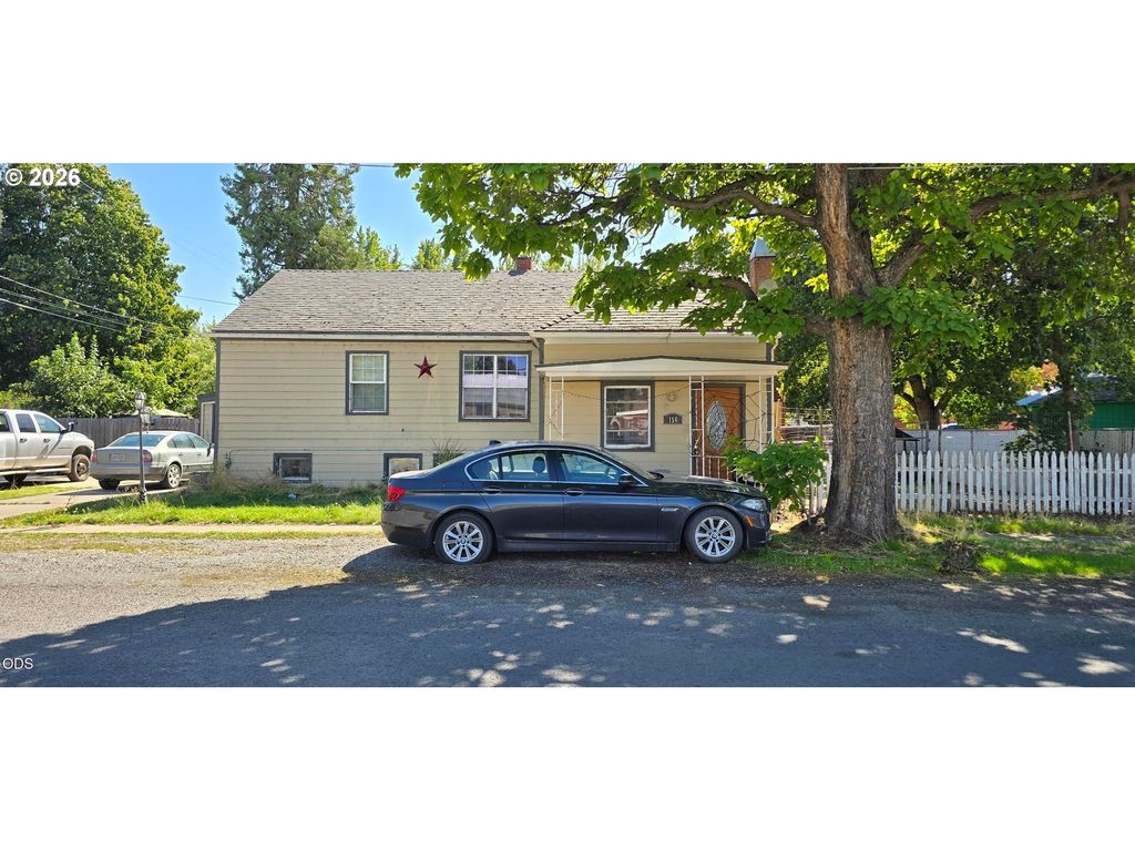 156 E Ash St, Union