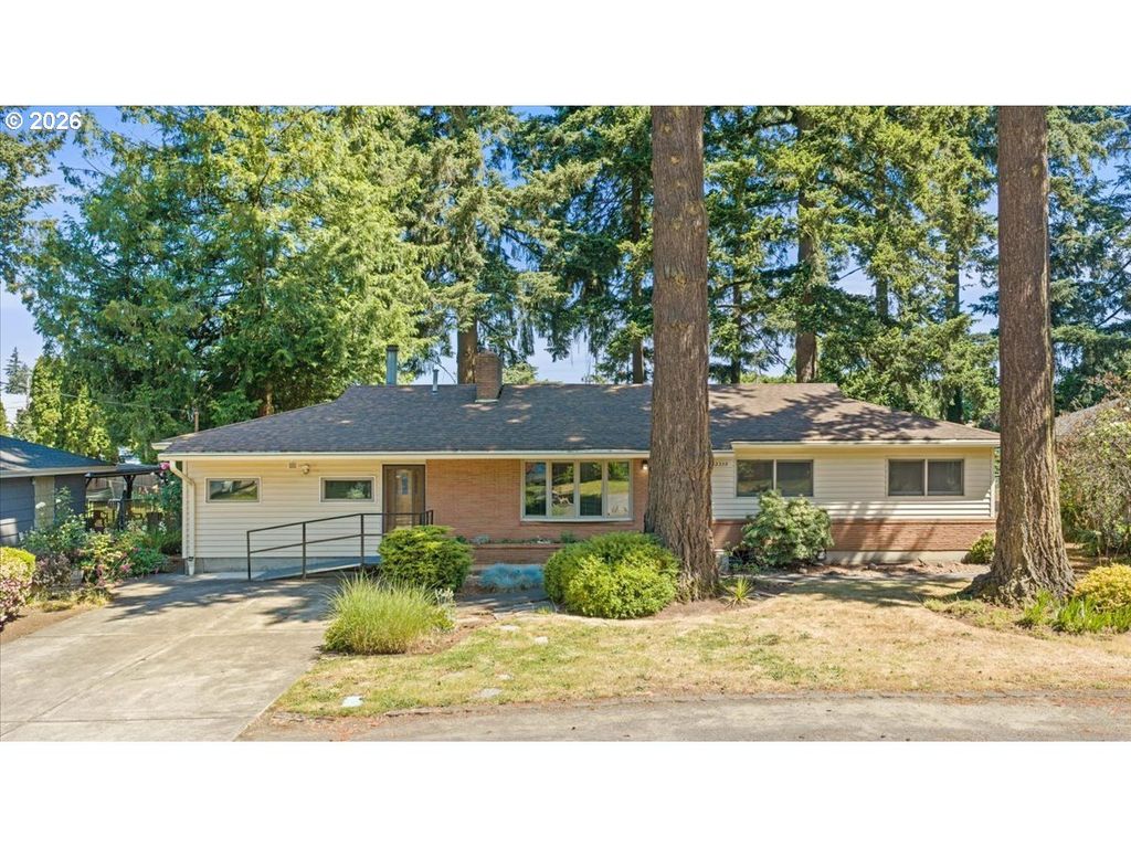 12339 Ne Multnomah St, Portland