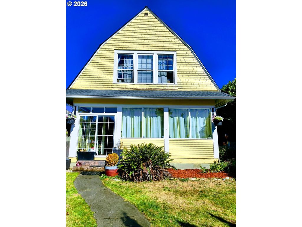 1475 Sherman Ave, North Bend
