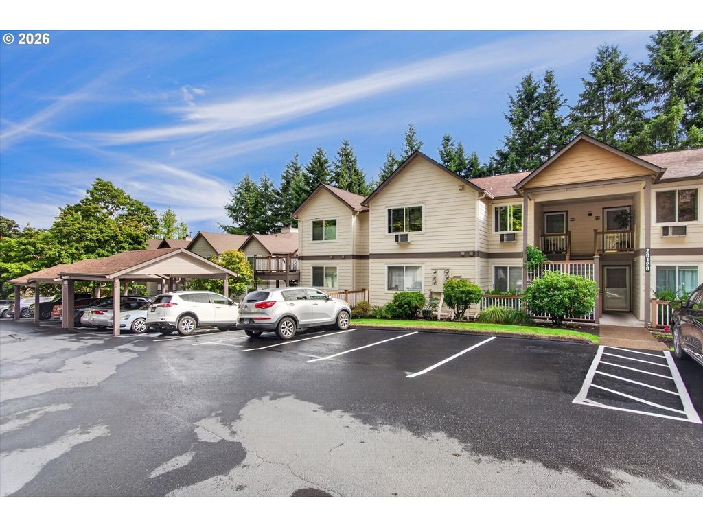 20120 Larkspur Ln 79, West Linn