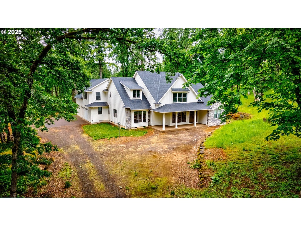 2720 Tara Way Se, Salem