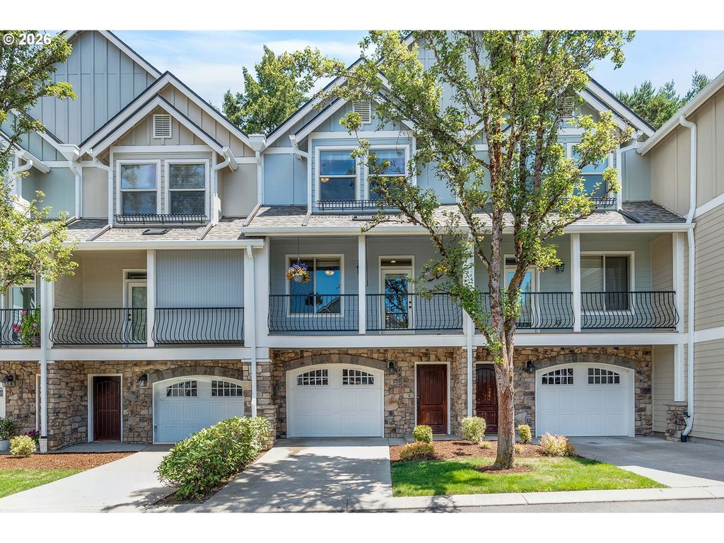 1922 Ne 49th Way, Hillsboro