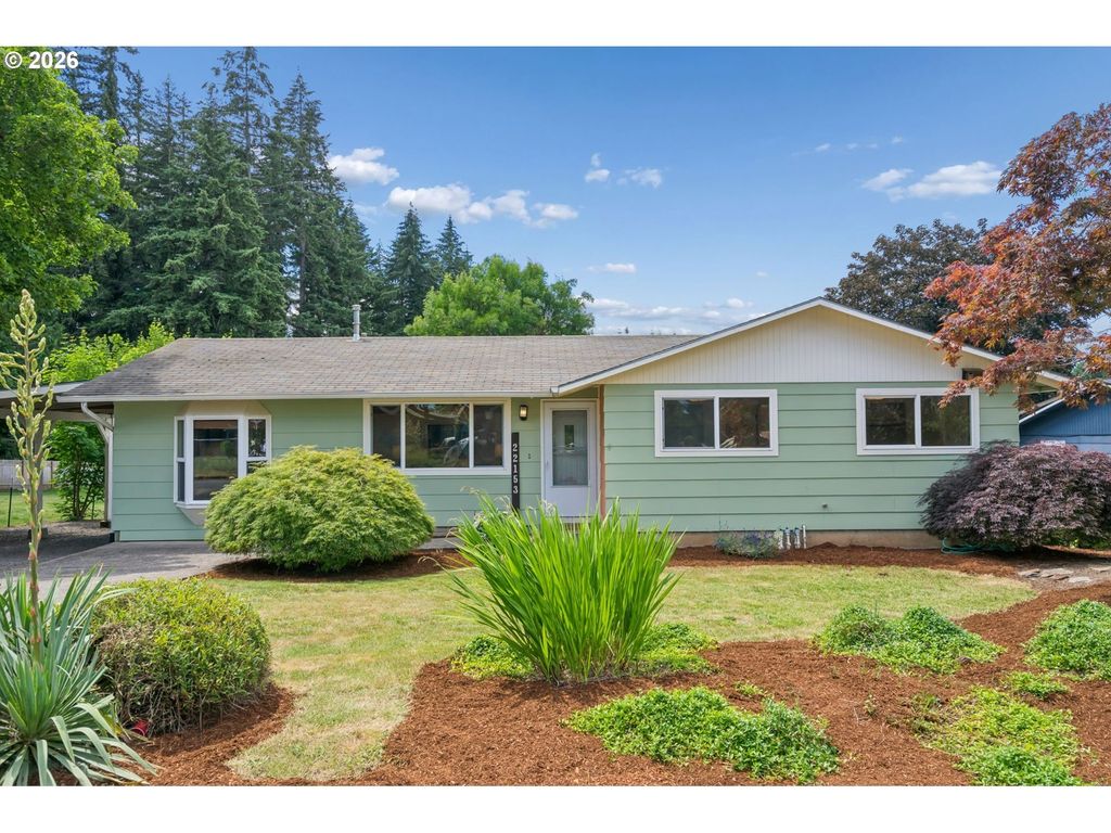 22153 S Dans Ave, Beavercreek