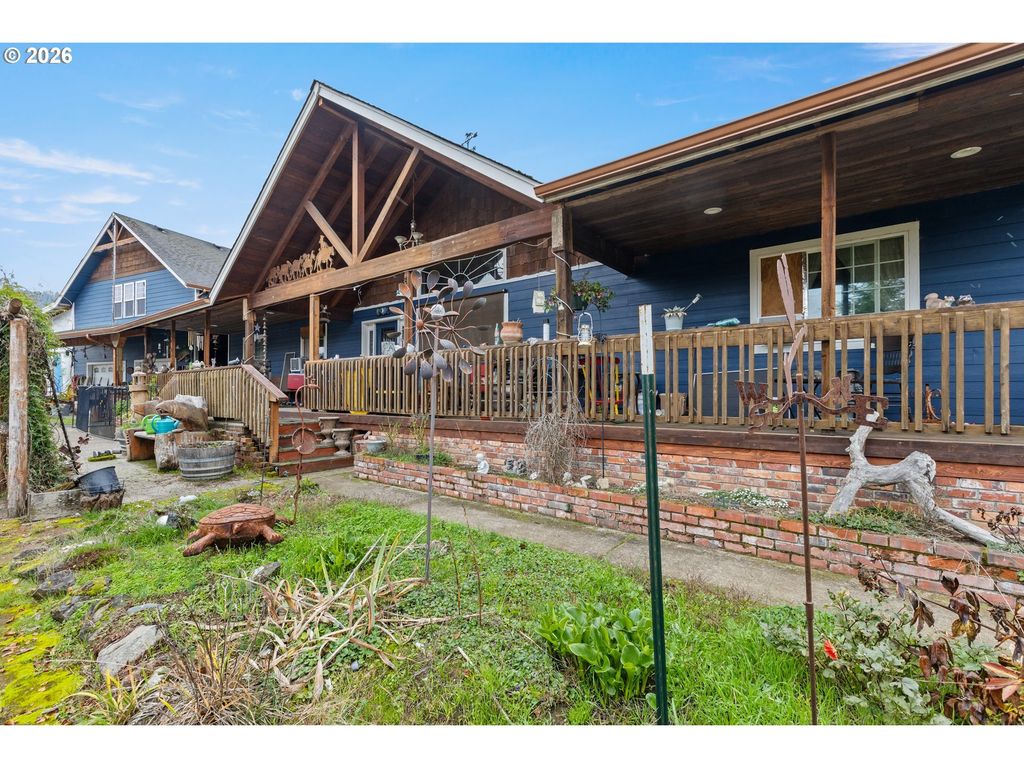 1907 W Duke Rd, Sutherlin