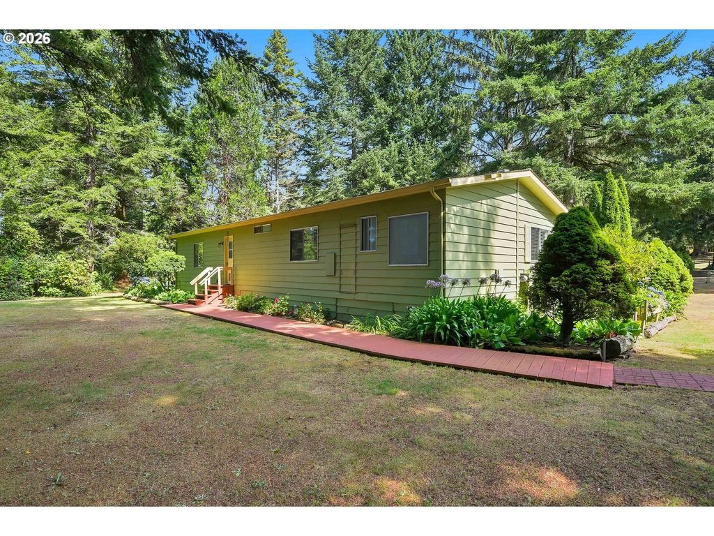 69686 Mcfarland Rd, North Bend