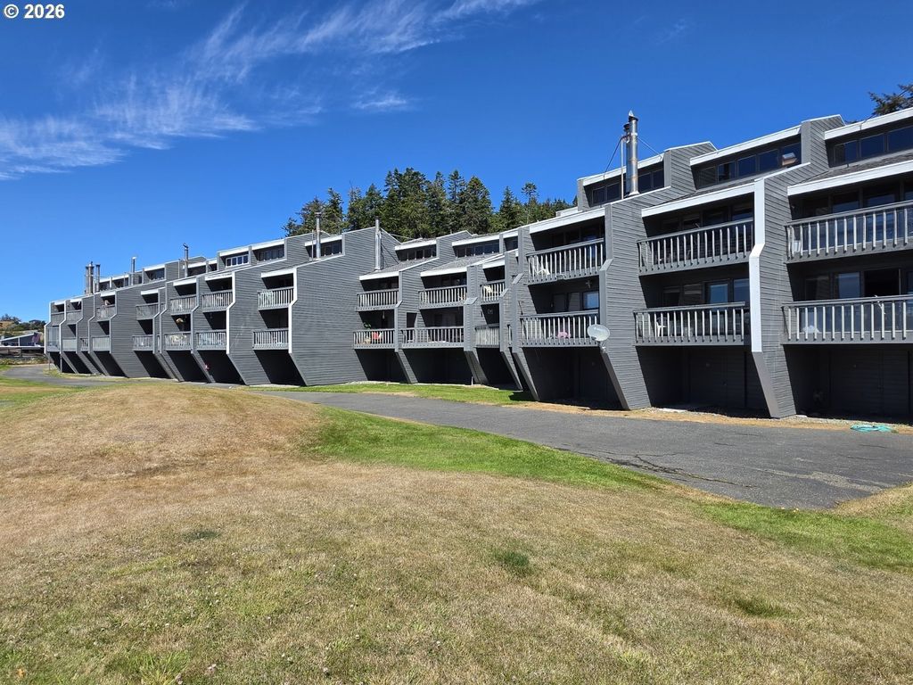 94304 Wedderburn Loop 428, Gold Beach