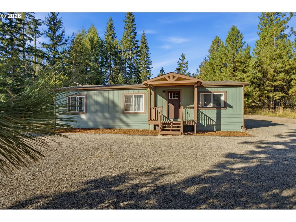 2 Westside Rd, Trout Lake