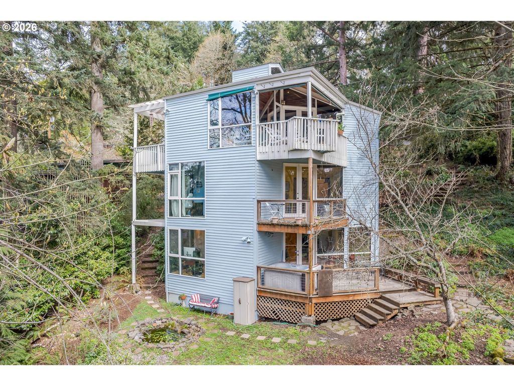 2630 Cresta De Ruta St, Eugene