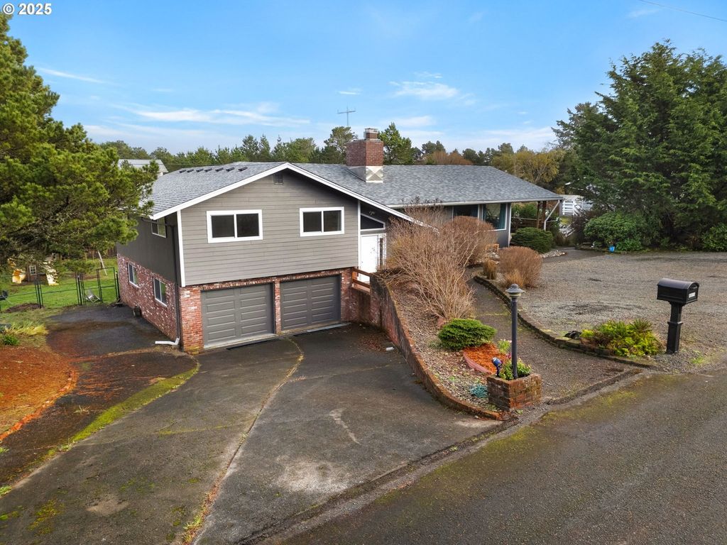 89655 Sea Breeze Dr, Warrenton