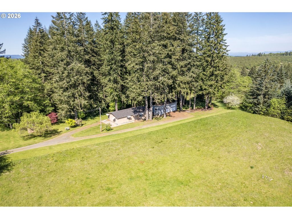 26977 Hammond Rd, Rainier