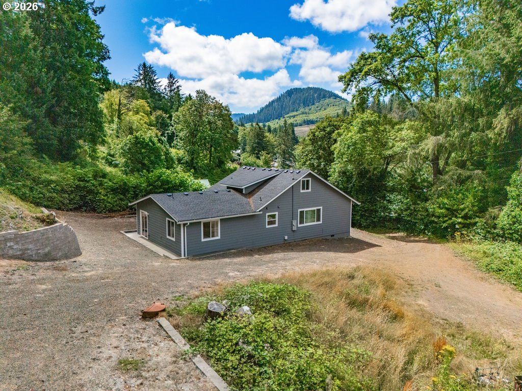 31165 Highway 22, Hebo