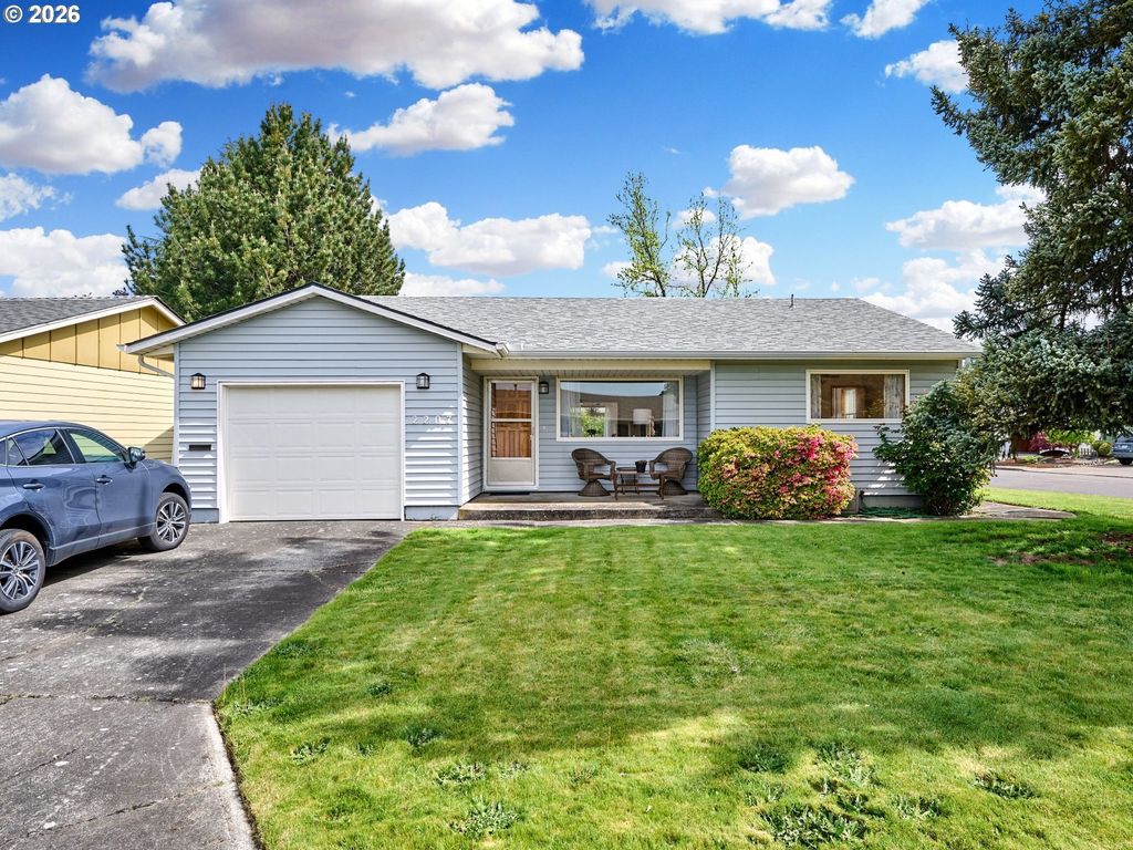 2207 Oregon Ct, Woodburn