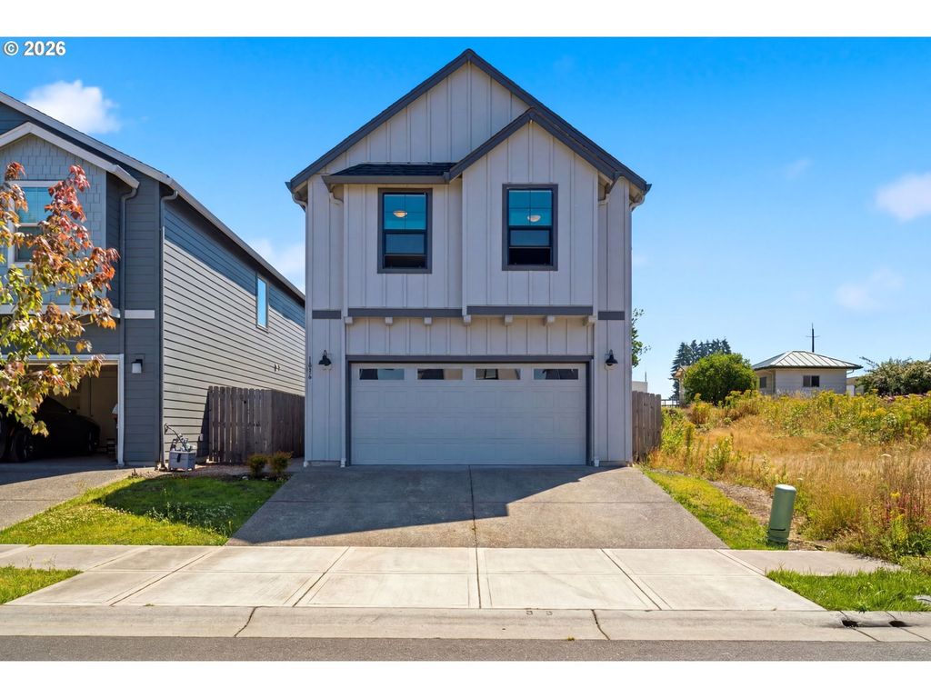 1036 N Auburn Pl, Ridgefield