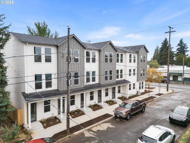 483 Ne 72nd Ave 3, Portland