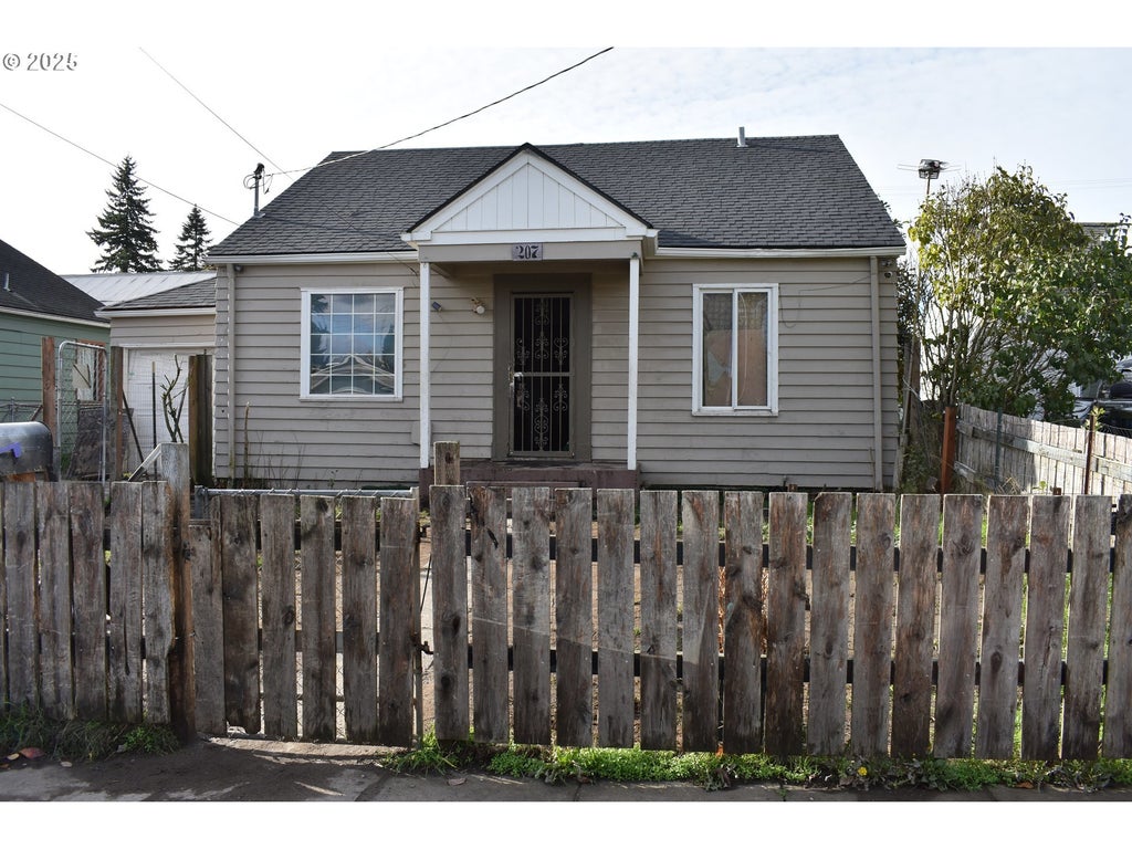 207 Sw 4th Ave, Kelso