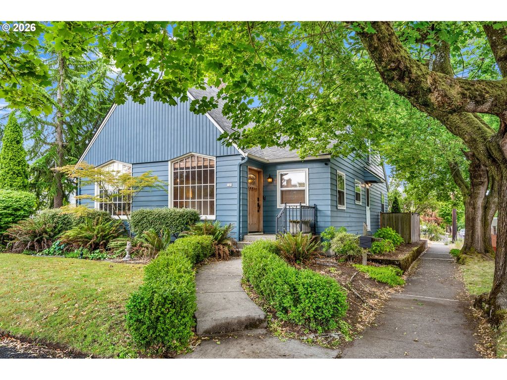 125 W 37th St, Vancouver