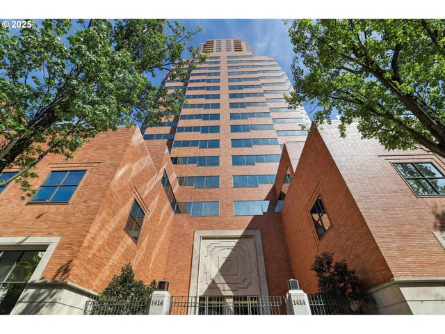 1414 Sw 3rd Ave 2301, Portland