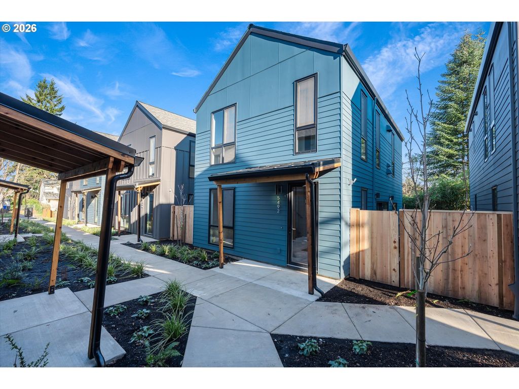 5492 Se Boise St, Portland