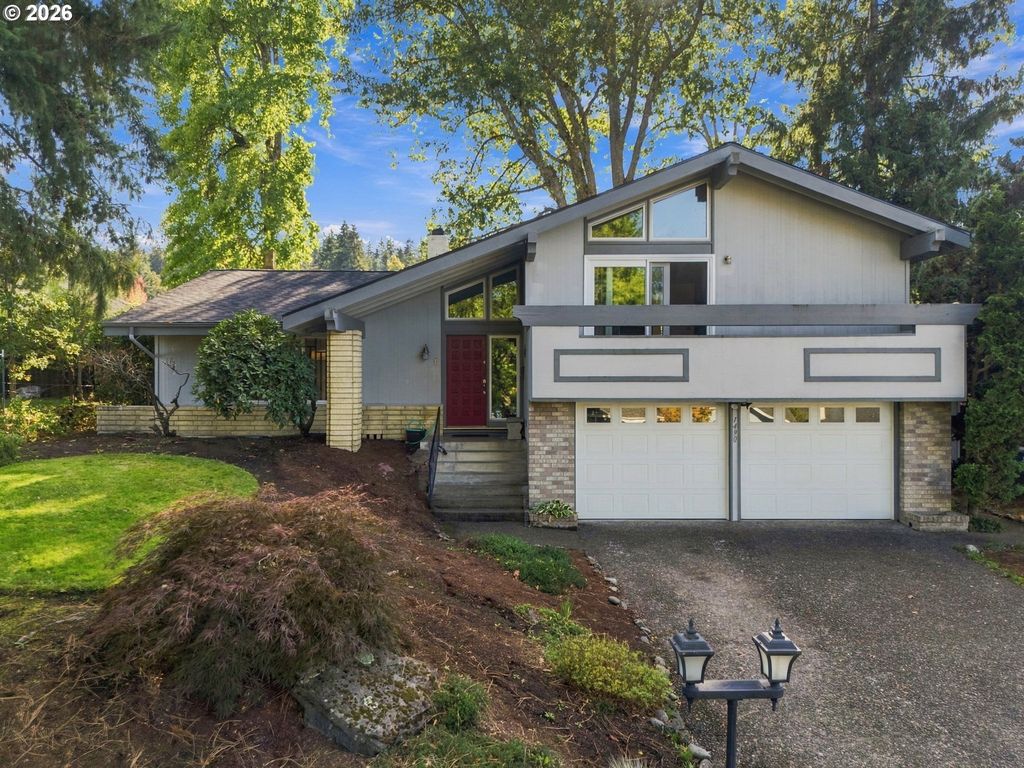 1490 W 26th Ave, Eugene