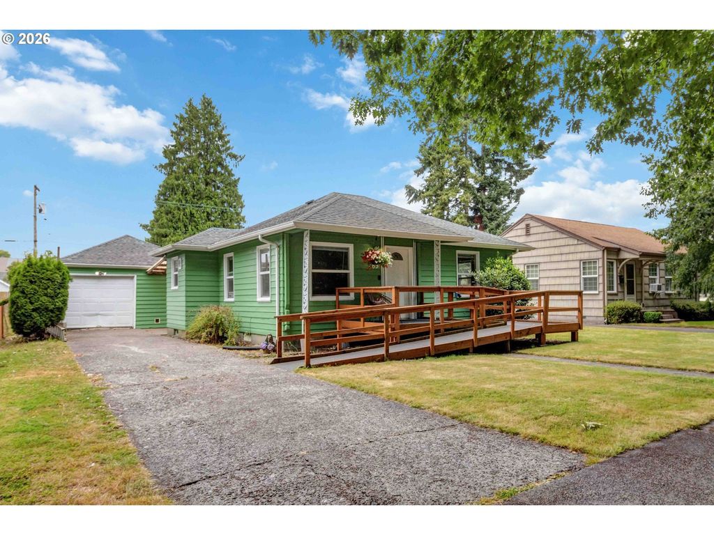 463 26th Ave, Longview