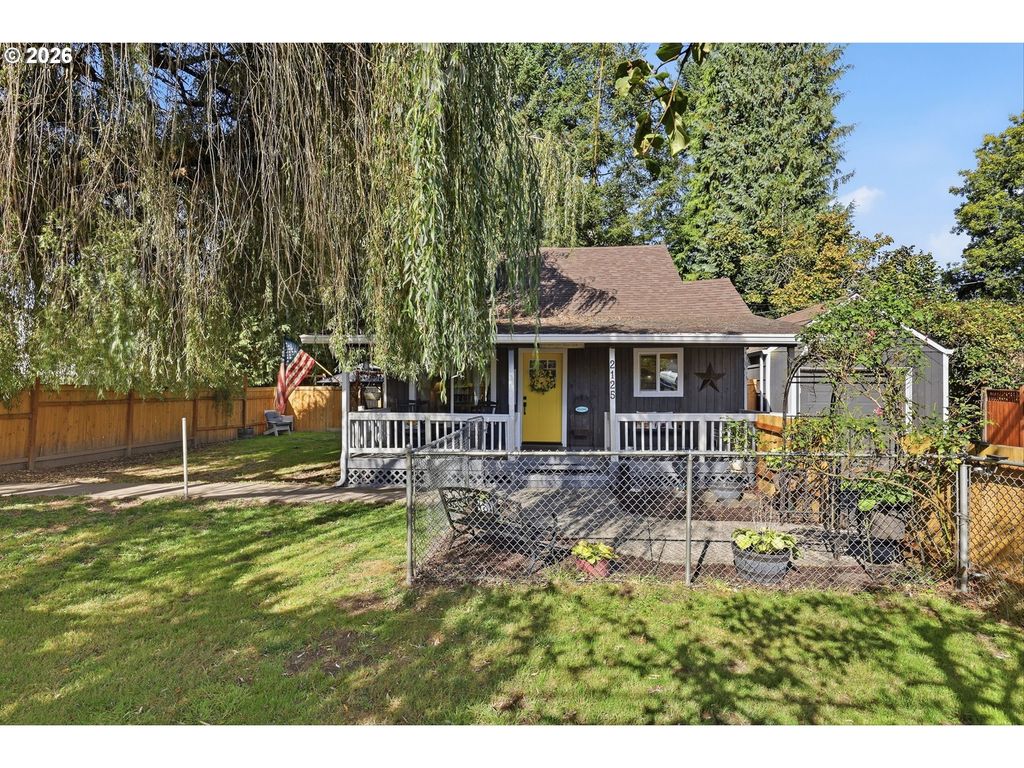 2125 48th Ave, Longview